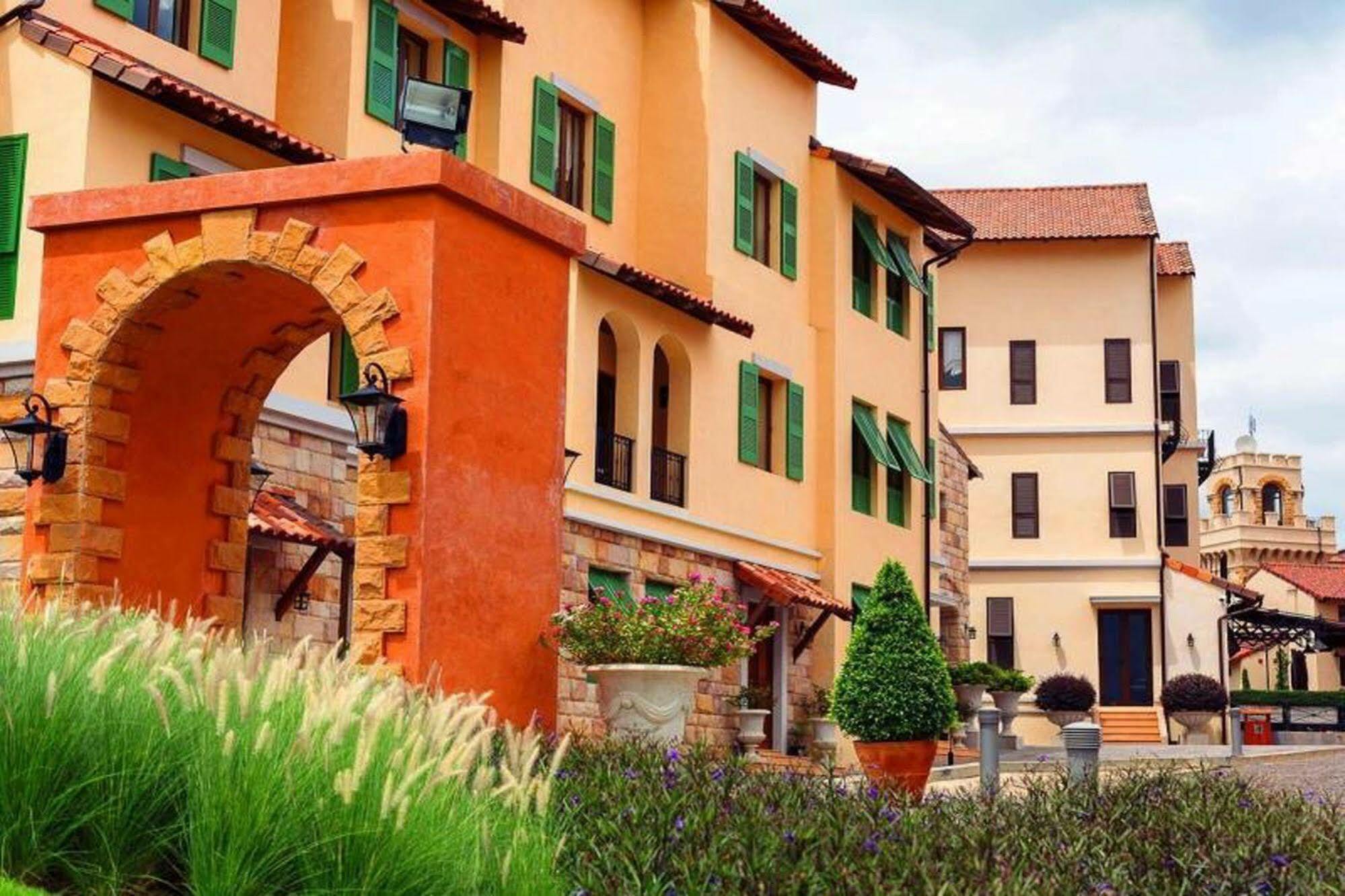 Toscana Town Square Suites Mu Si Luaran gambar